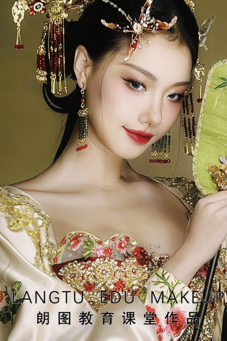 朗图时代作品欣赏