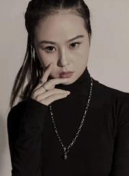 王维琼   短剧化妆师